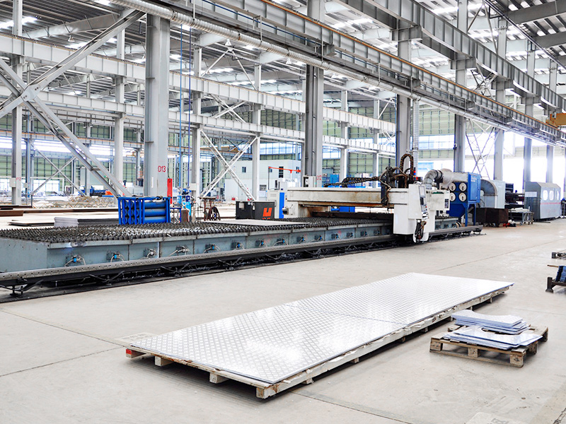 ما هي خدمة قطع الصفائح المعدنية عبر الإنترنت التي توفر أفضل النتائج؟